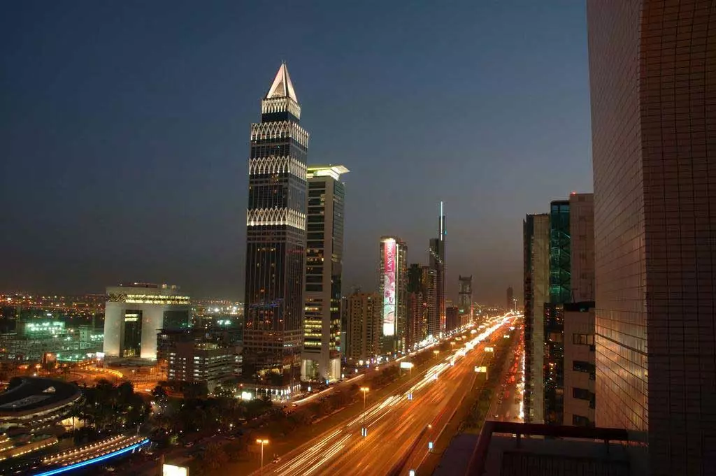 هتل کرون پلازا دیرا در شهر دبی
