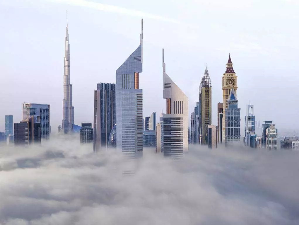 هتل جومیراه اماراتس توور در شهر دبی